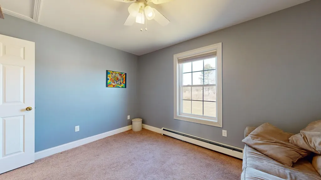 48 Lubear Way Auburn ME 04210