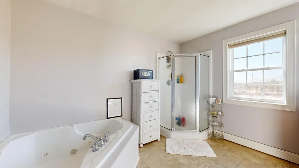 48 Lubear Way Auburn ME 04210
