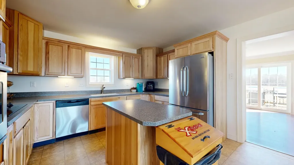 48 Lubear Way Auburn ME 04210