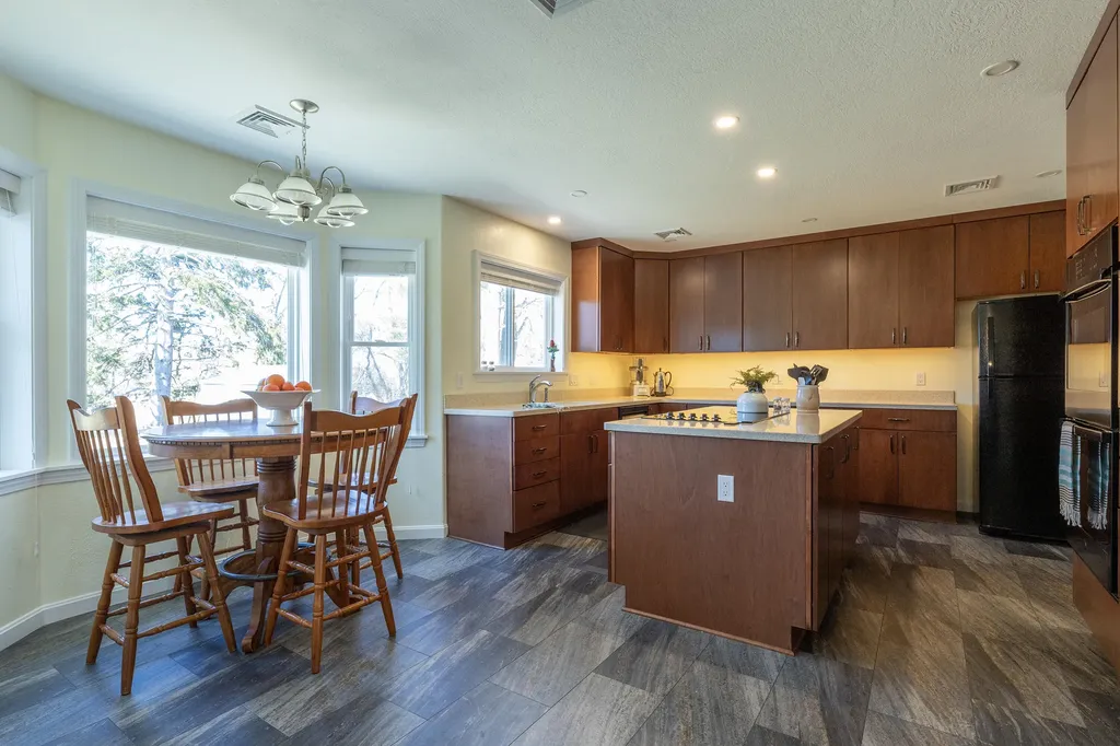 3 Clam Cove Drive Rockport ME 04856