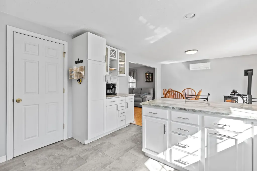 25 Truman Road Gorham ME 04038