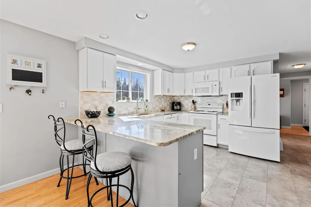 25 Truman Road Gorham ME 04038