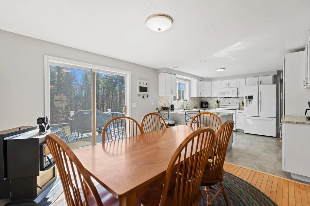 25 Truman Road Gorham ME 04038