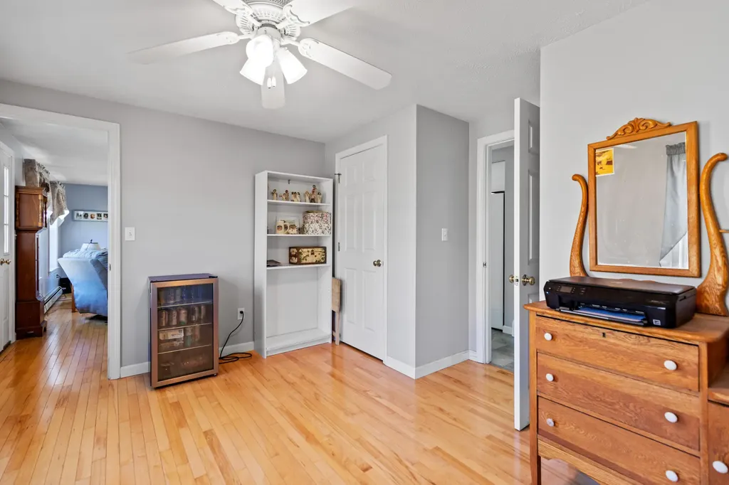 25 Truman Road Gorham ME 04038