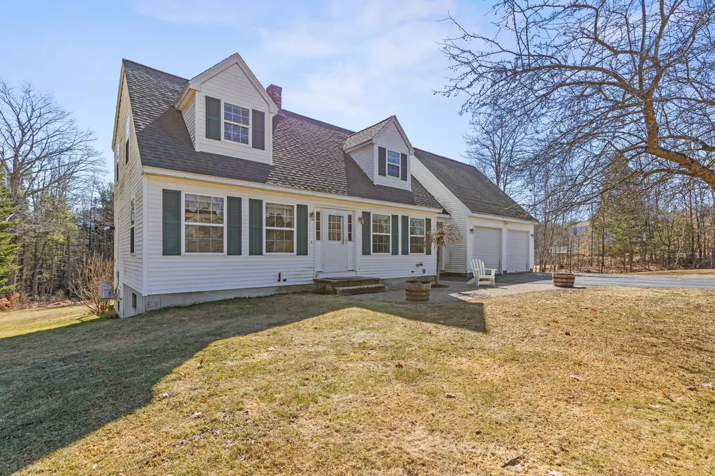 25 Truman Road Gorham ME 04038