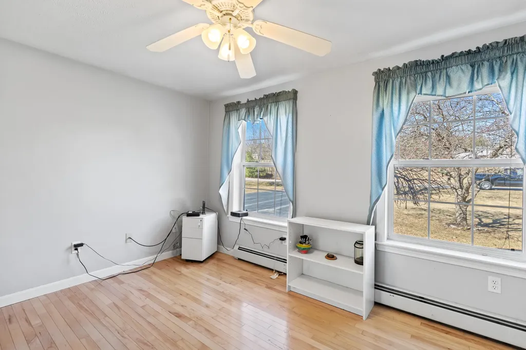 25 Truman Road Gorham ME 04038