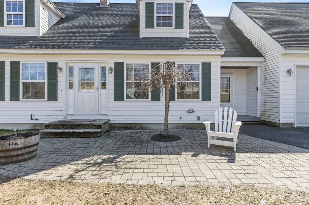 25 Truman Road Gorham ME 04038