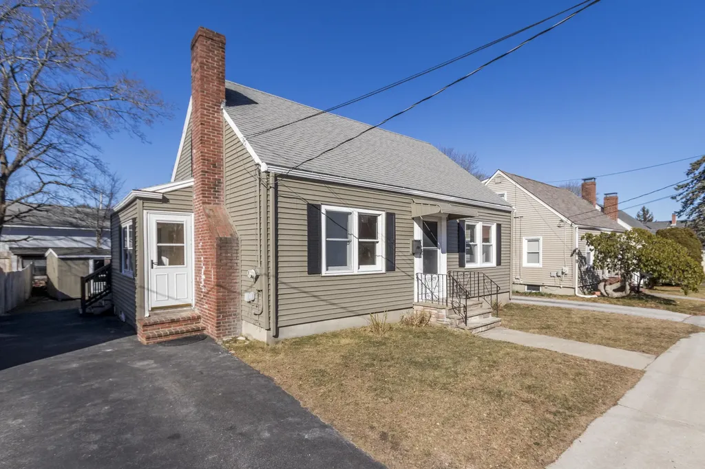 121 Revere Street Portland ME 04103