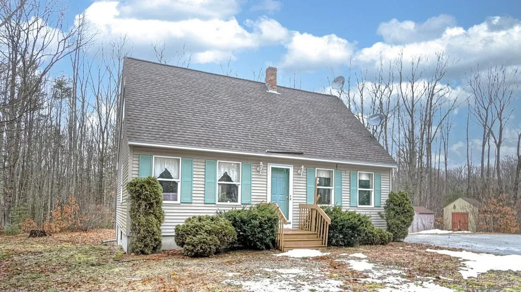 28 Brookside Drive Dayton ME 04005