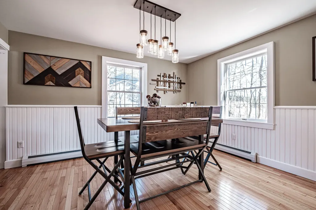 19 Bramblewood Road Auburn ME 04210