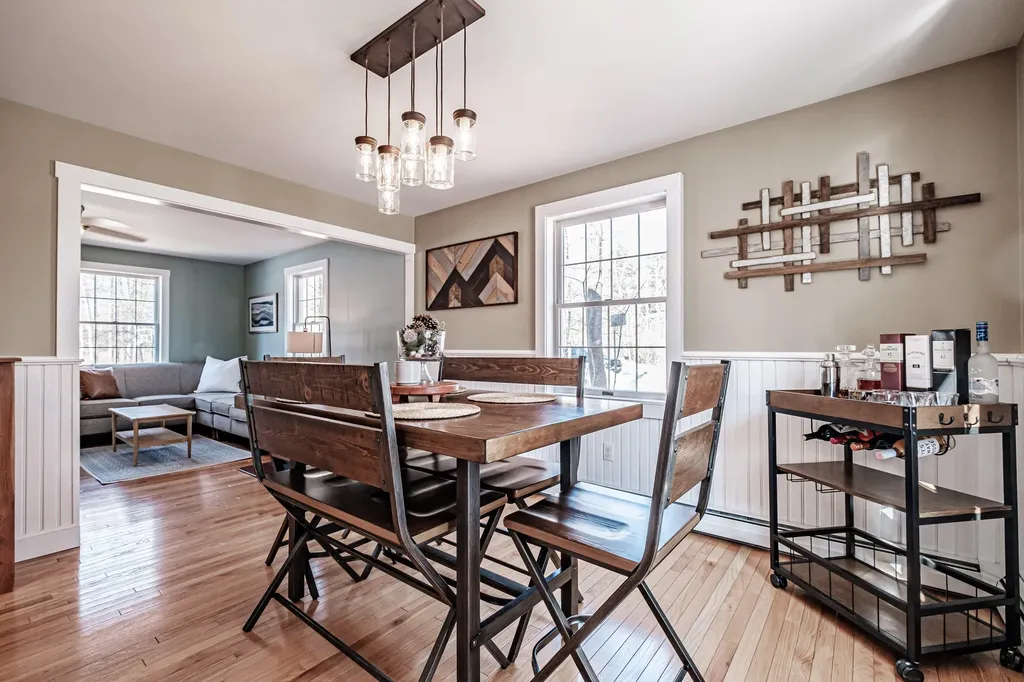 19 Bramblewood Road Auburn ME 04210
