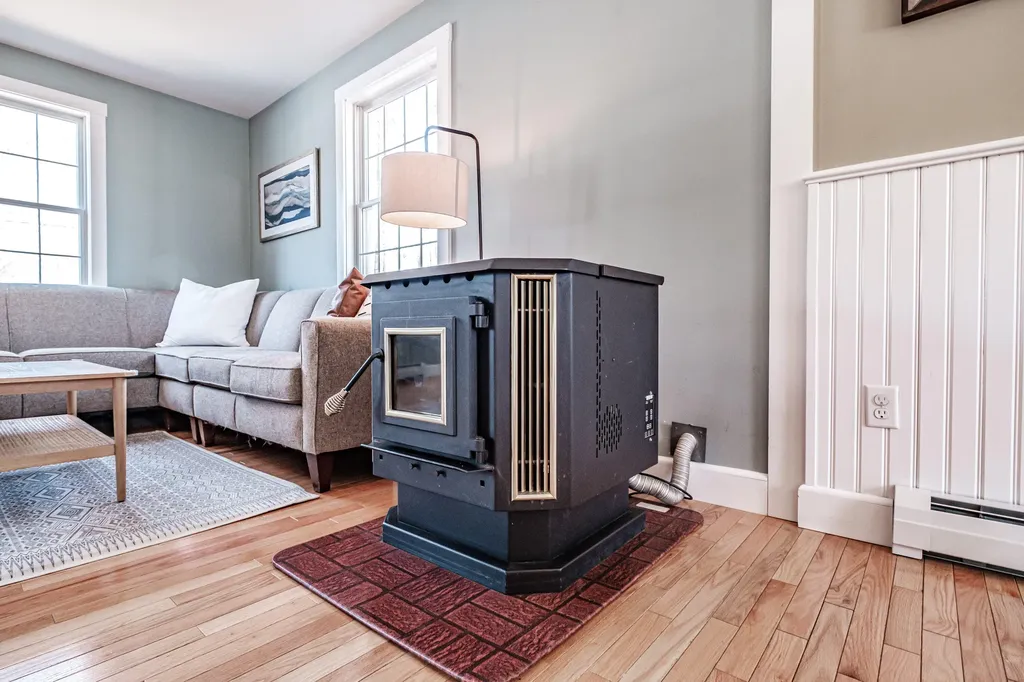 19 Bramblewood Road Auburn ME 04210