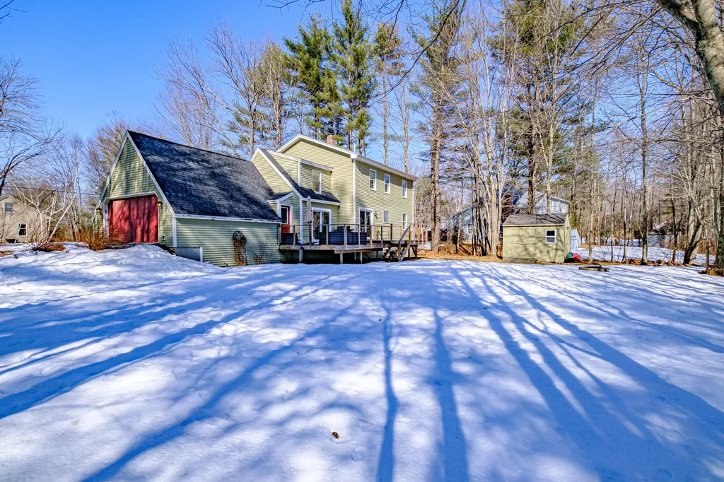 19 Bramblewood Road Auburn ME 04210