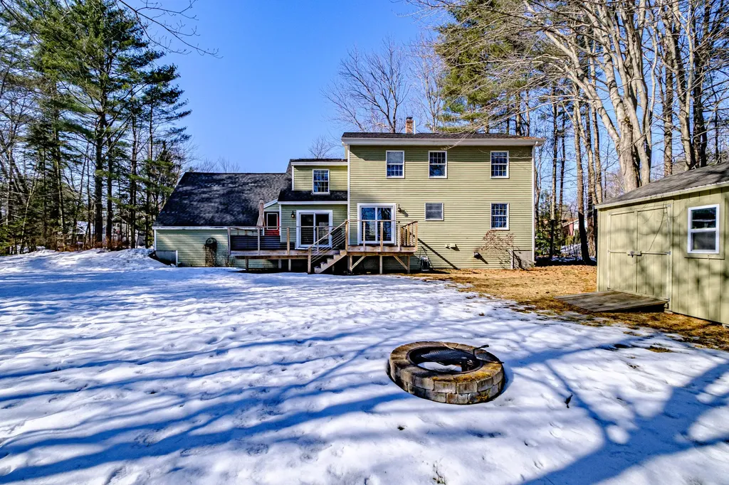 19 Bramblewood Road Auburn ME 04210