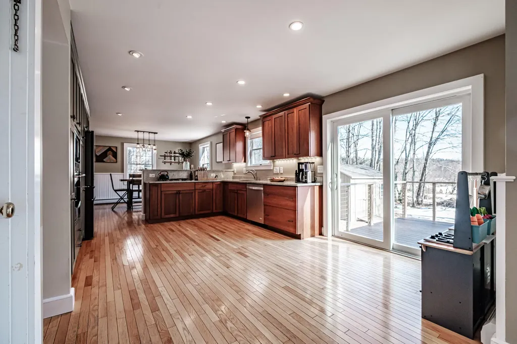 19 Bramblewood Road Auburn ME 04210
