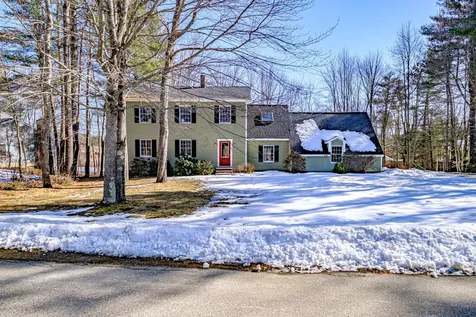 19 Bramblewood Road Auburn ME 04210