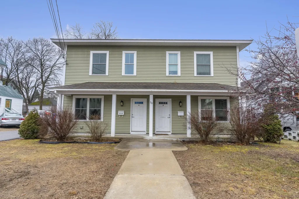 28 Prescott Street Sanford ME 04073