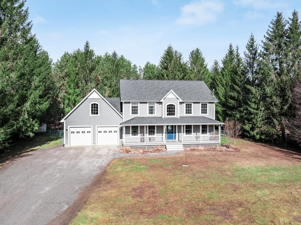 35 Bonnie Lea Drive Hermon ME 04401