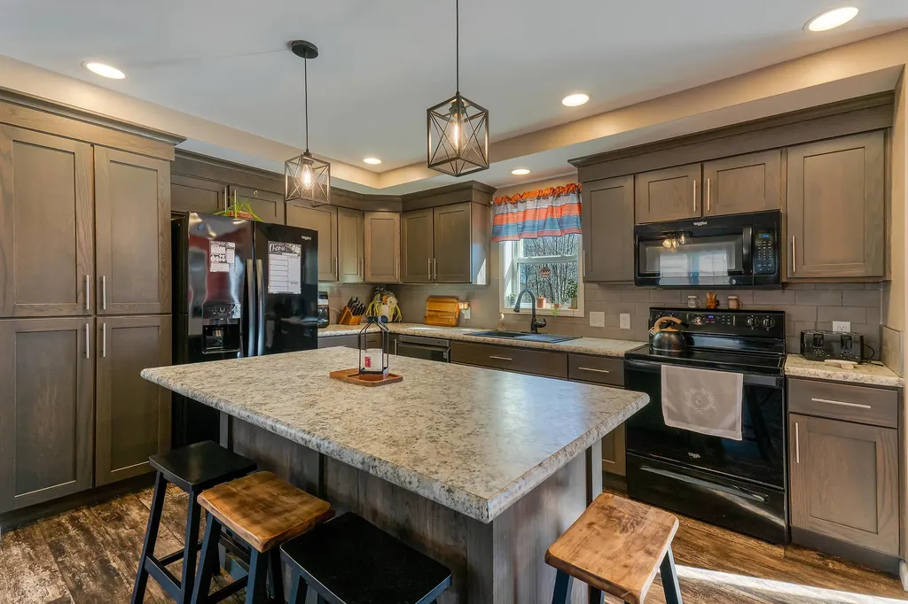 251 Shepard Hill Road Union ME 04862