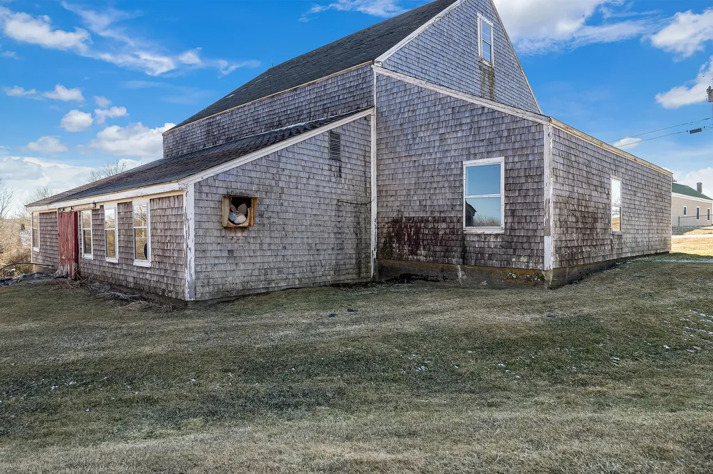 251 Shepard Hill Road Union ME 04862