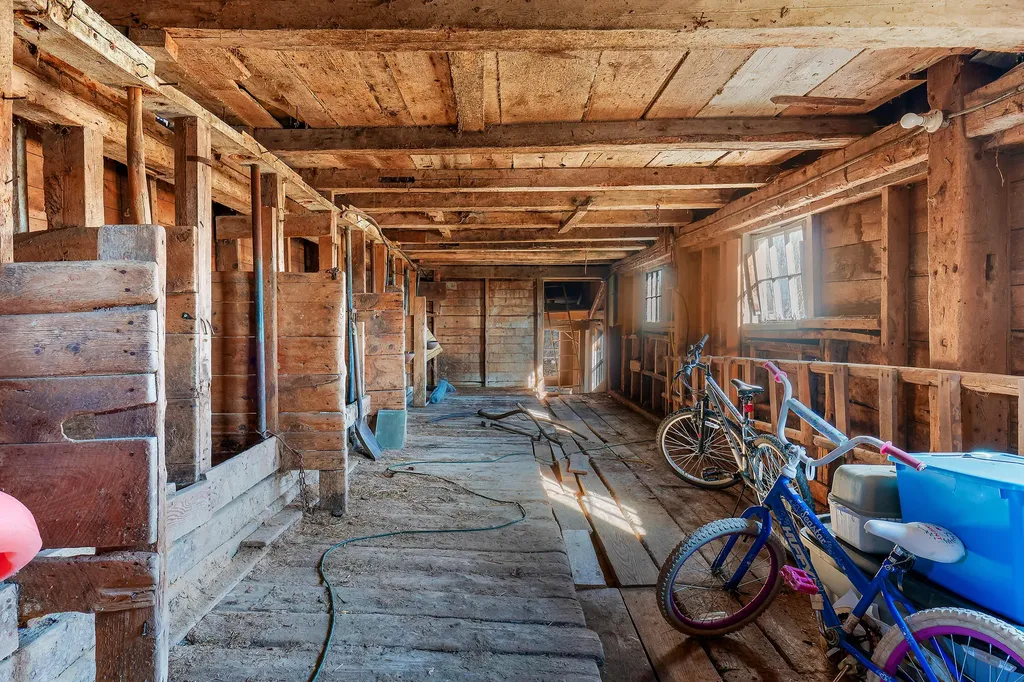 251 Shepard Hill Road Union ME 04862