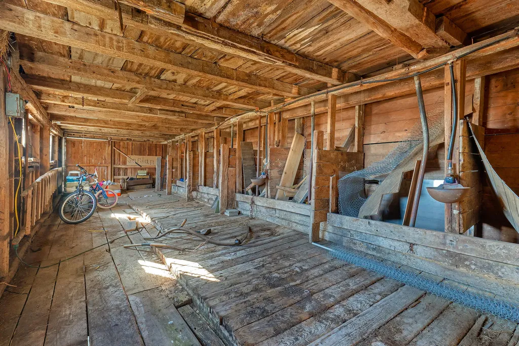 251 Shepard Hill Road Union ME 04862
