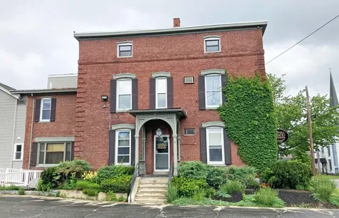 83 Pleasant Street Auburn ME 04210