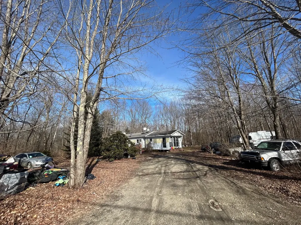 1111 Post Road Bowdoinham ME 04008