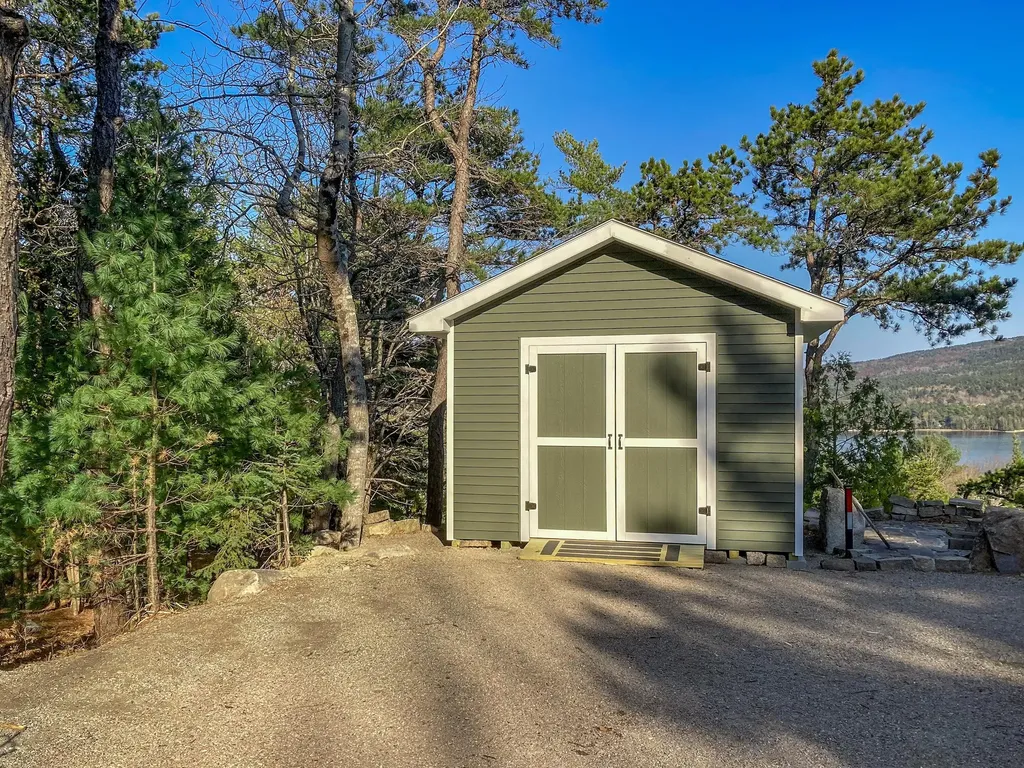 16 Pine Ledge Lane Mount Desert ME 04660