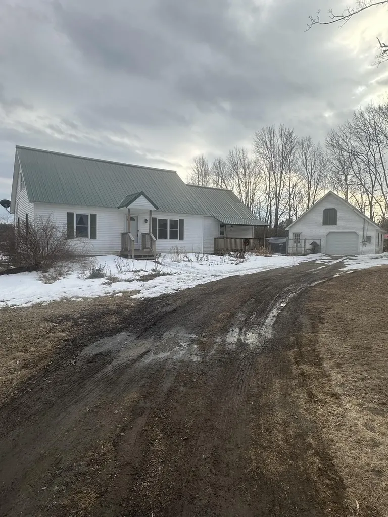889 Mullen Road Stetson ME 04488