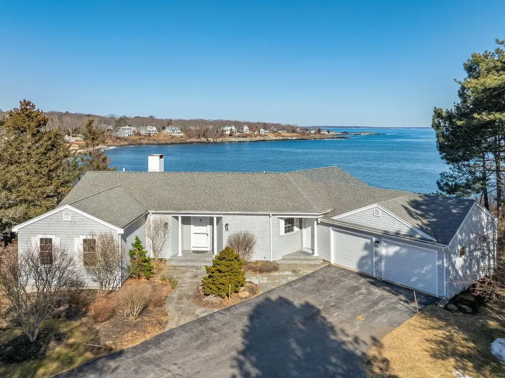 28 Salt Spray Lane Cape Elizabeth ME 04107