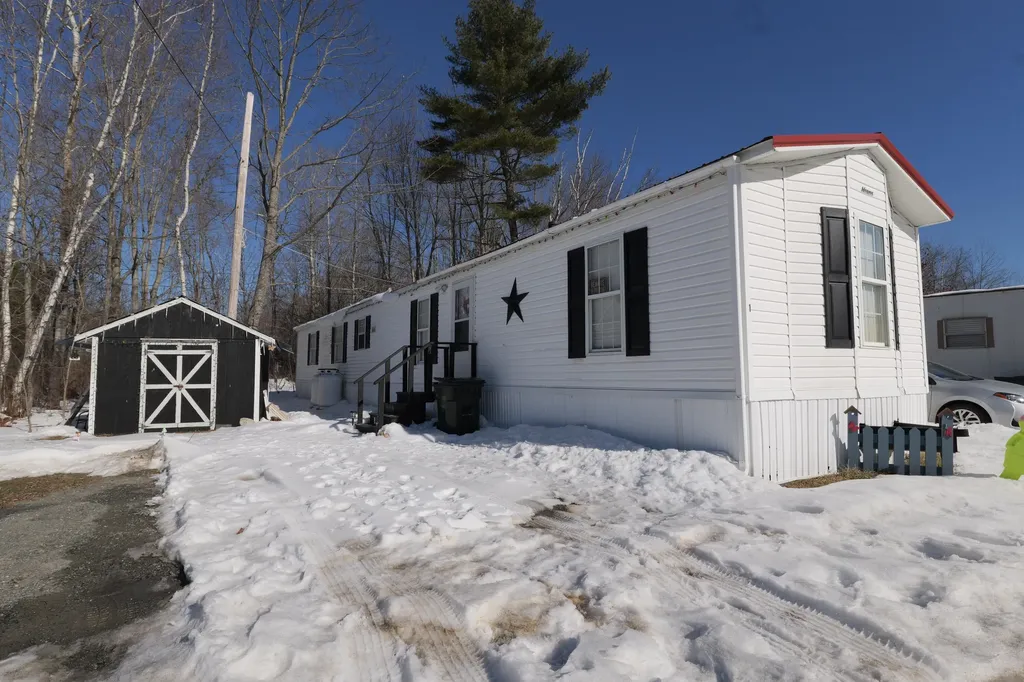 1 Schoppe Drive Orono ME 04473