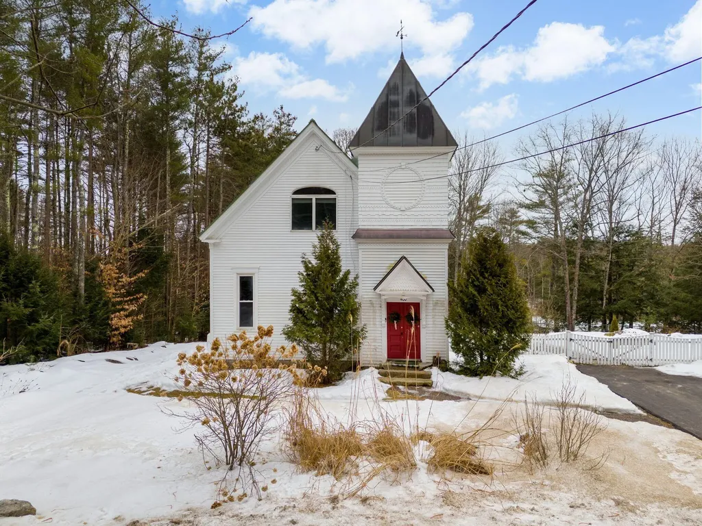 400 Oak Hill Road Standish ME 04084