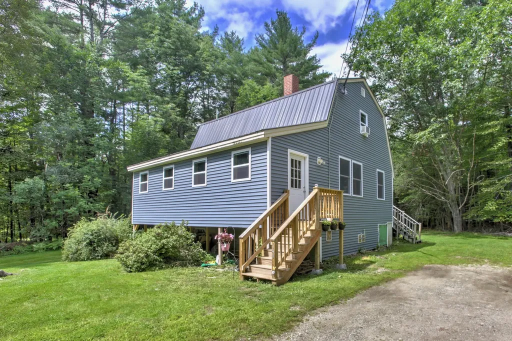 140 Main Street West Paris ME 04289