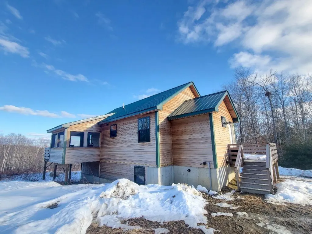 40 Hill Top Road Chesterville ME 04938