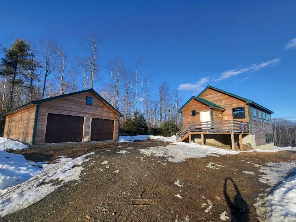 40 Hill Top Road Chesterville ME 04938