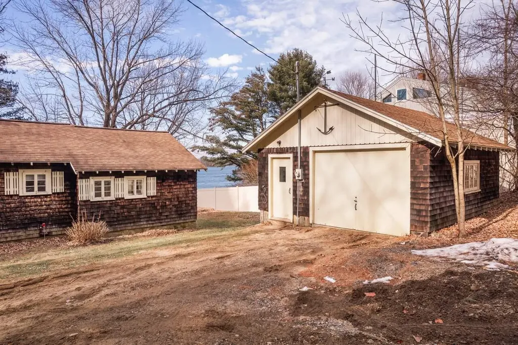 12 Folcutt Road Kittery ME 03905