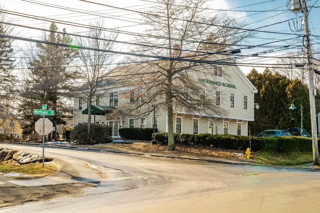 Camden ME 04843