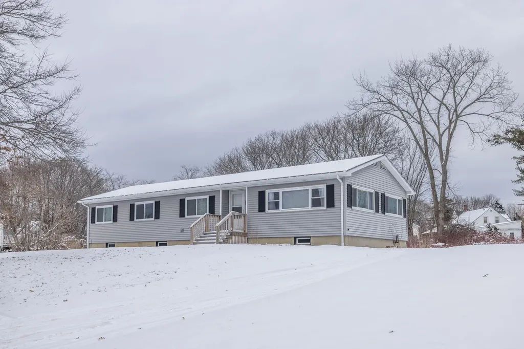 399 Broadway Rockland ME 04841