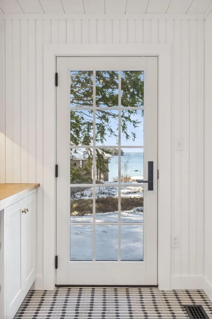 36 Murch Landing Road Raymond ME 04071