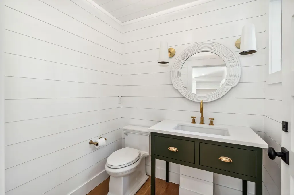 36 Murch Landing Road Raymond ME 04071