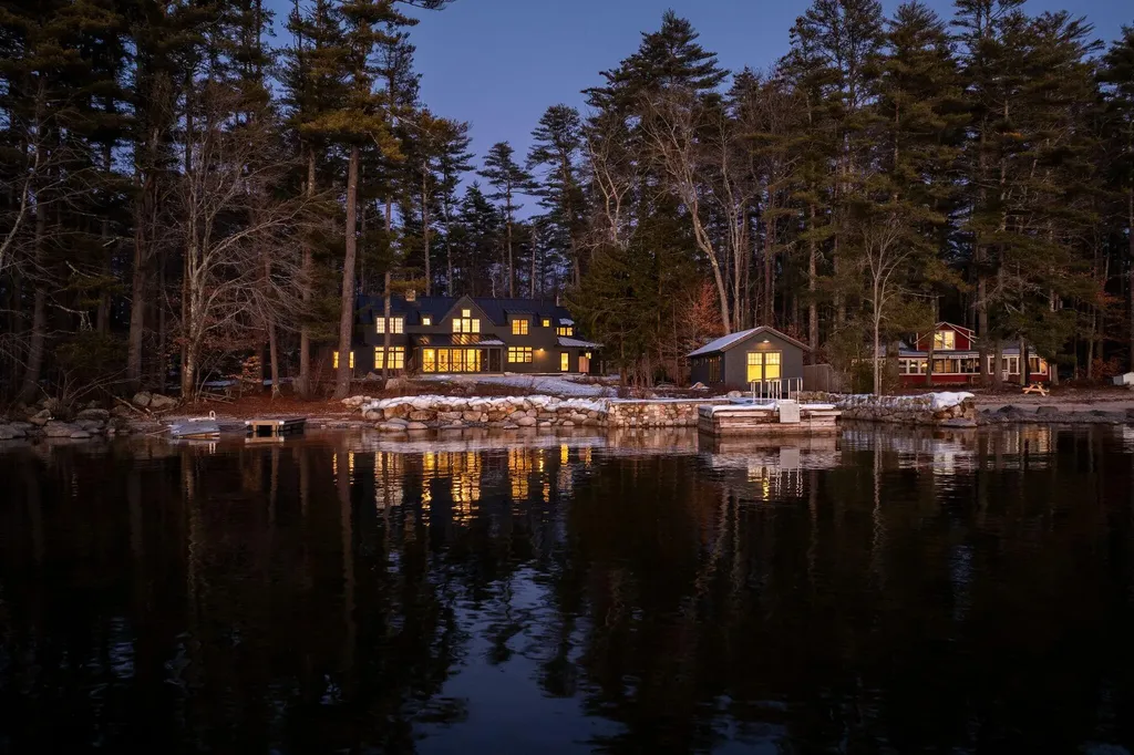 36 Murch Landing Road Raymond ME 04071