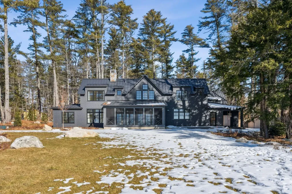 36 Murch Landing Road Raymond ME 04071