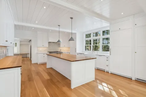 36 Murch Landing Road Raymond ME 04071