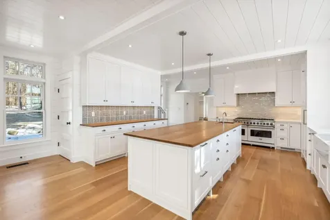 36 Murch Landing Road Raymond ME 04071