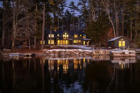 36 Murch Landing Road Raymond ME 04071