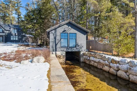 36 Murch Landing Road Raymond ME 04071