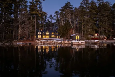 36 Murch Landing Road Raymond ME 04071