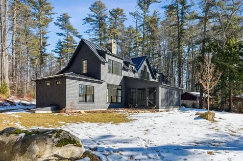 36 Murch Landing Road Raymond ME 04071