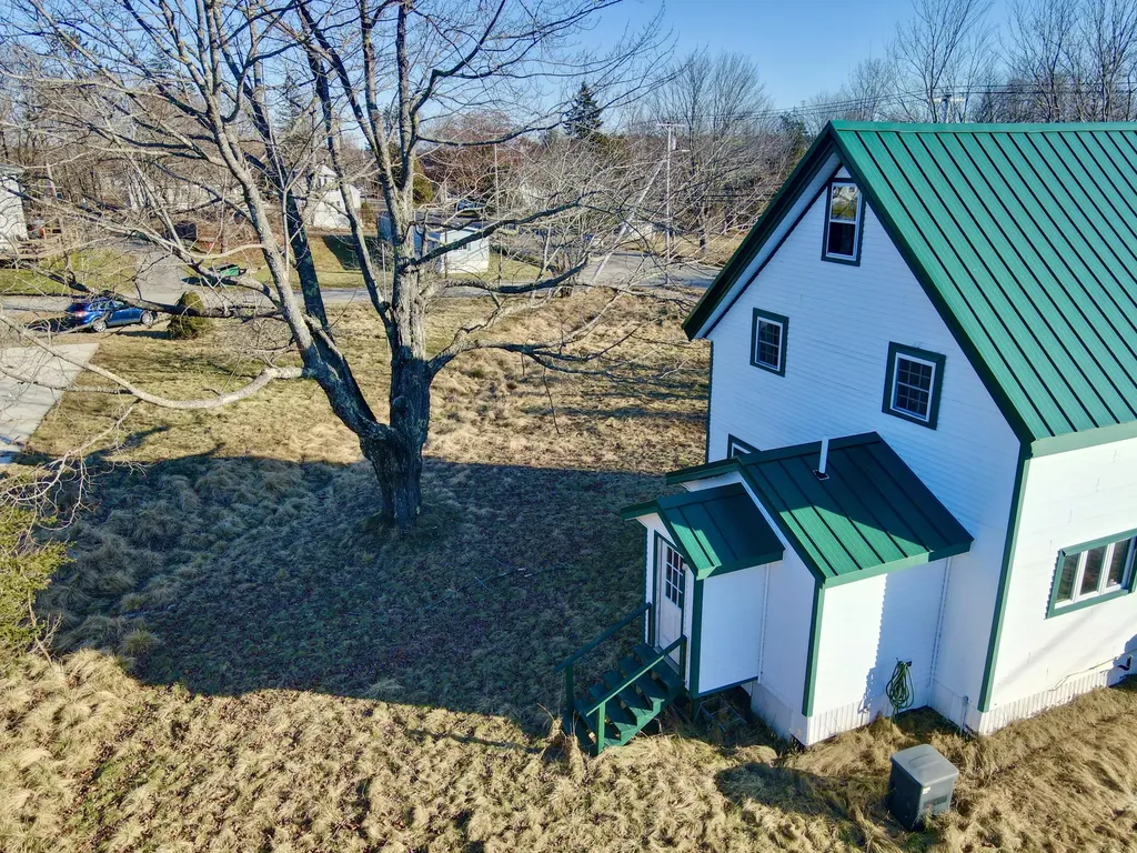 149 Court Street Machias ME 04654